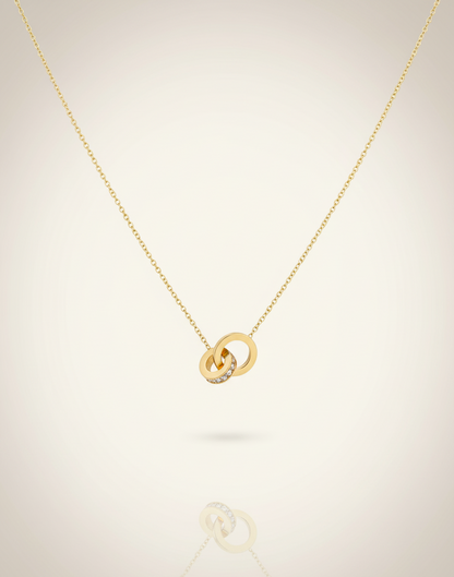 Interlocking Circles Pendant Necklace