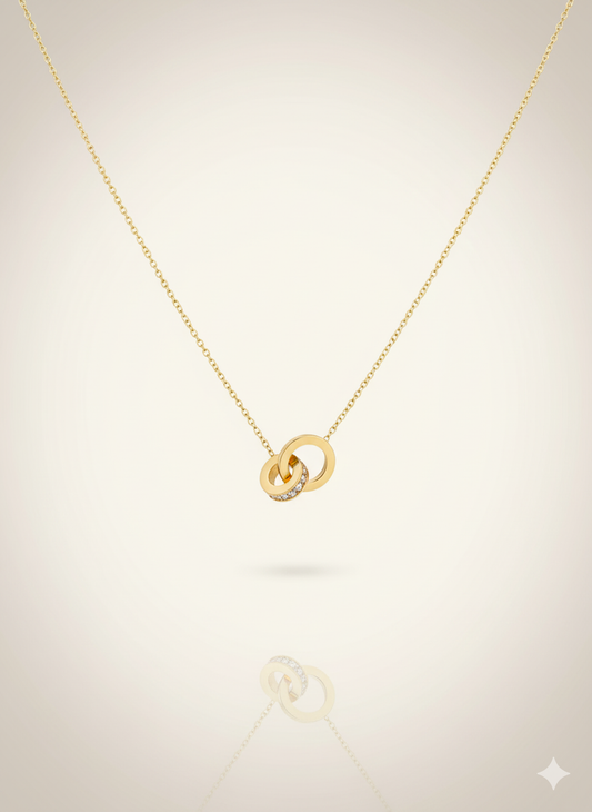 Interlocking Circles Pendant Necklace