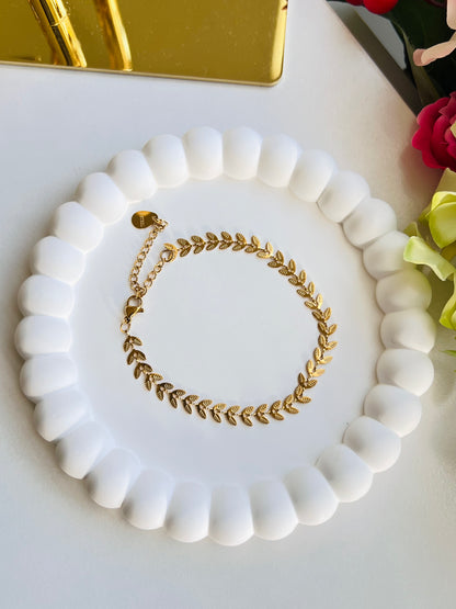 Eternal Leaf Bracelet