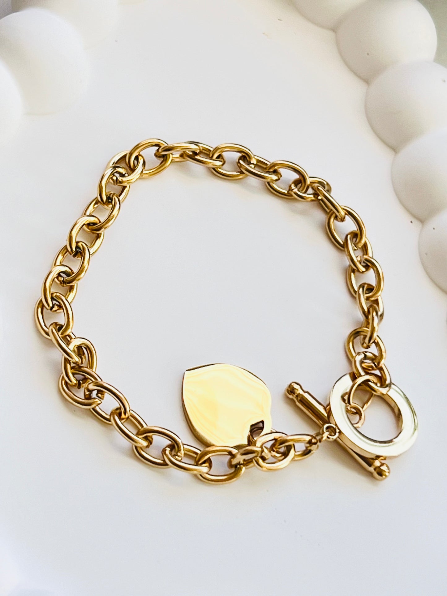 Slim Heart Charm Toggle Lock Bracelet