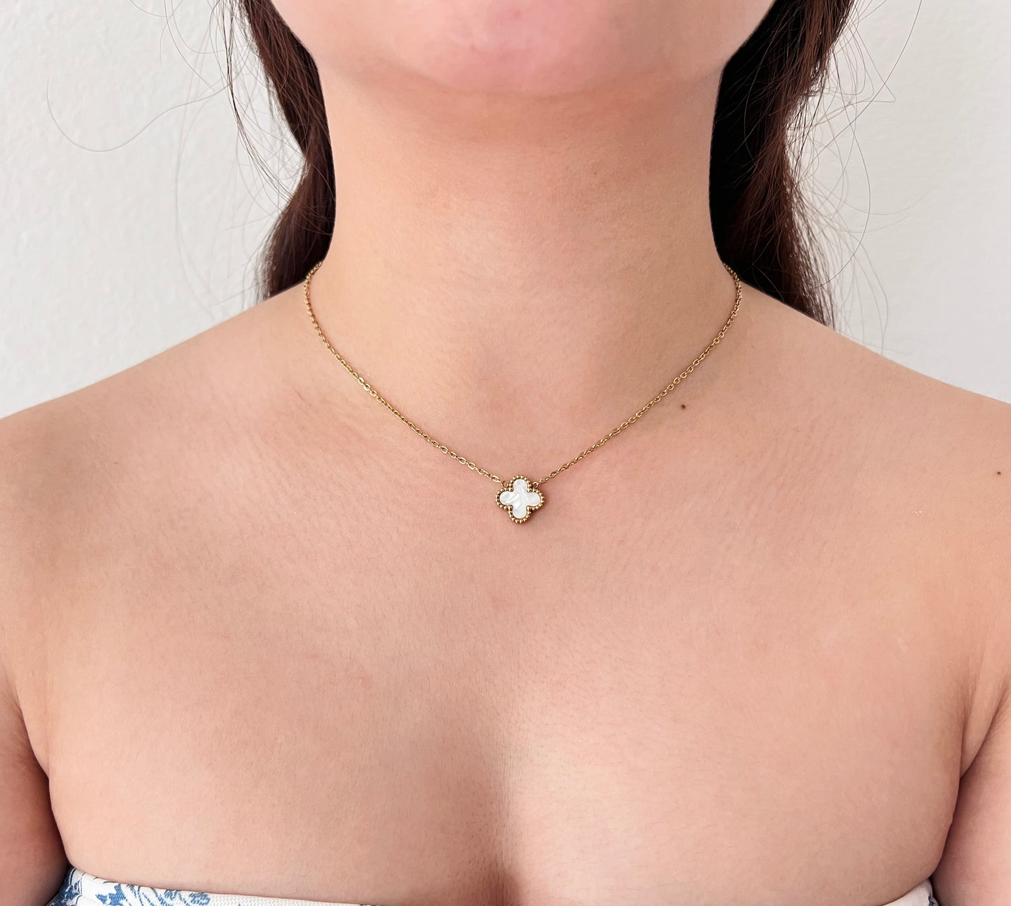 Double Sided Lucky Clover Necklace – White