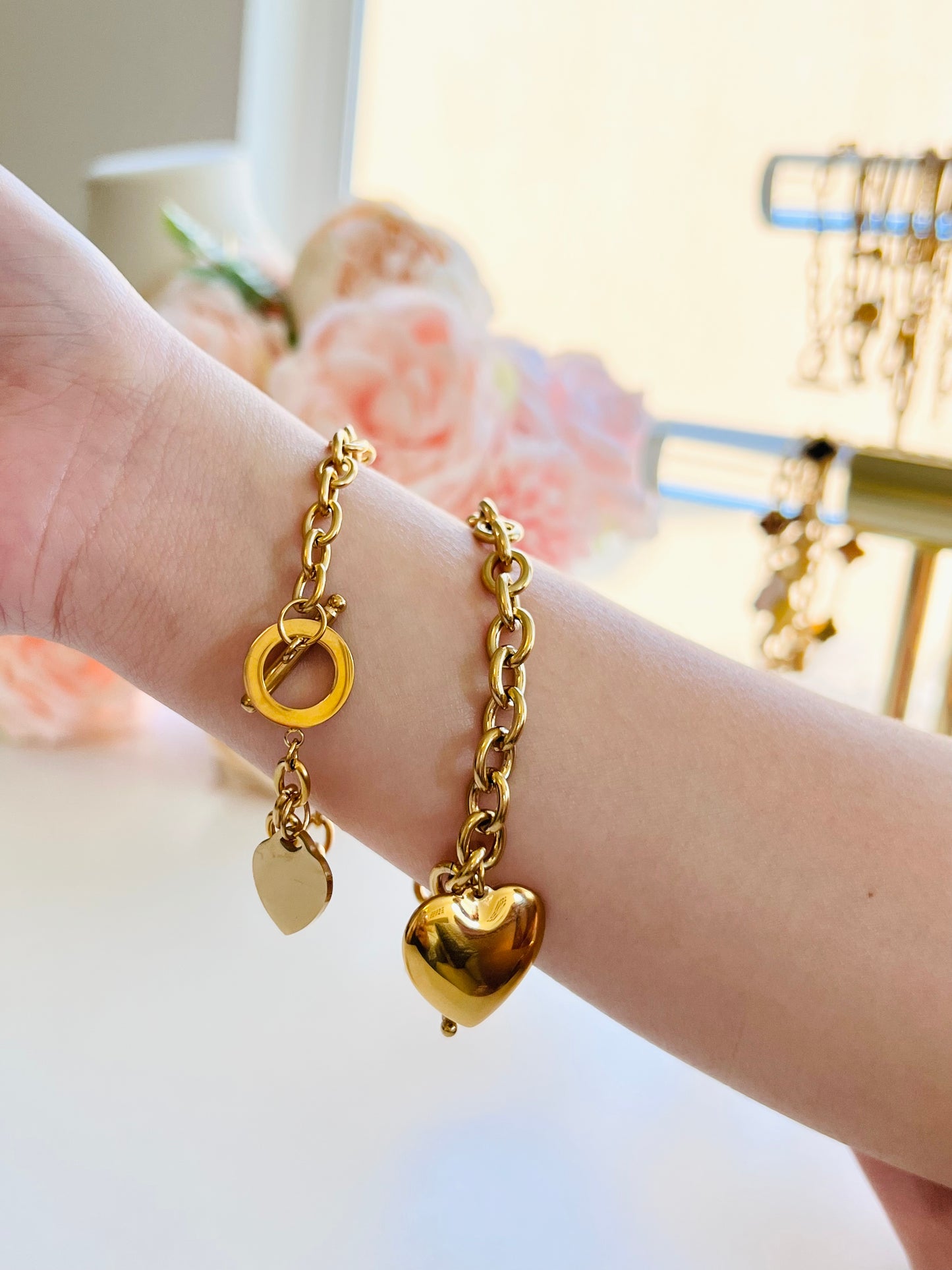 Slim Heart Charm Toggle Lock Bracelet