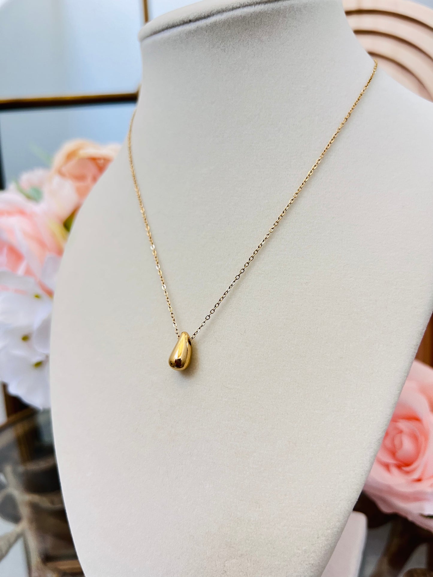 Teardrop Necklace