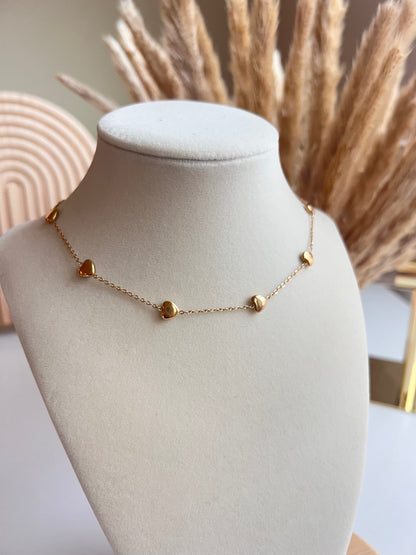 Amour Necklace
