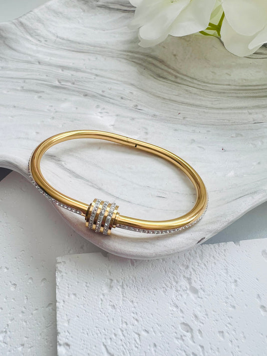 Glam Lock Bangle